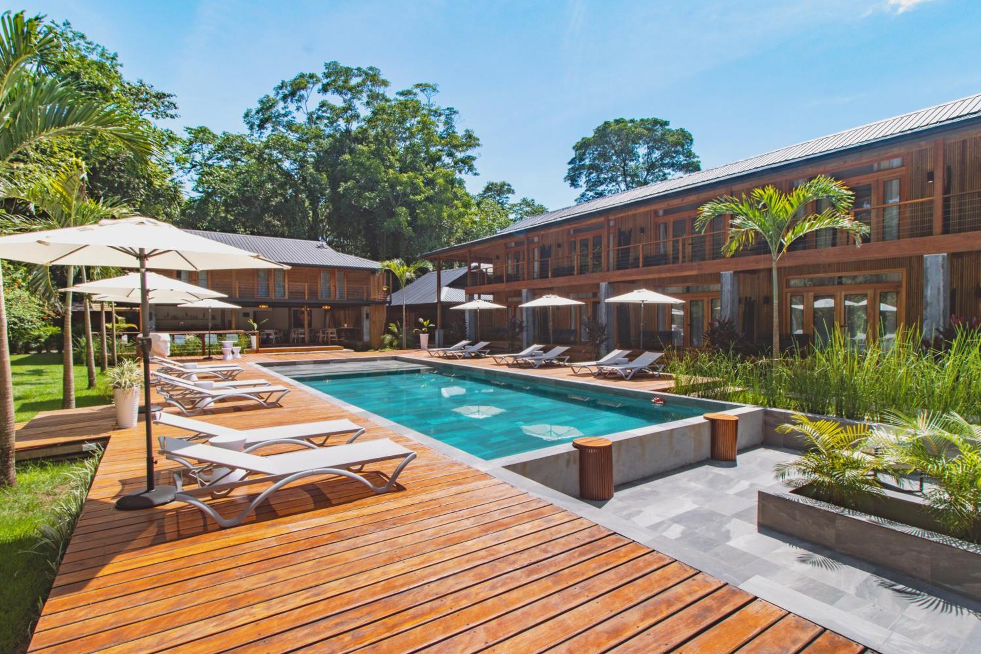 S Boutique Hotel 보카스 타운 외부 사진
